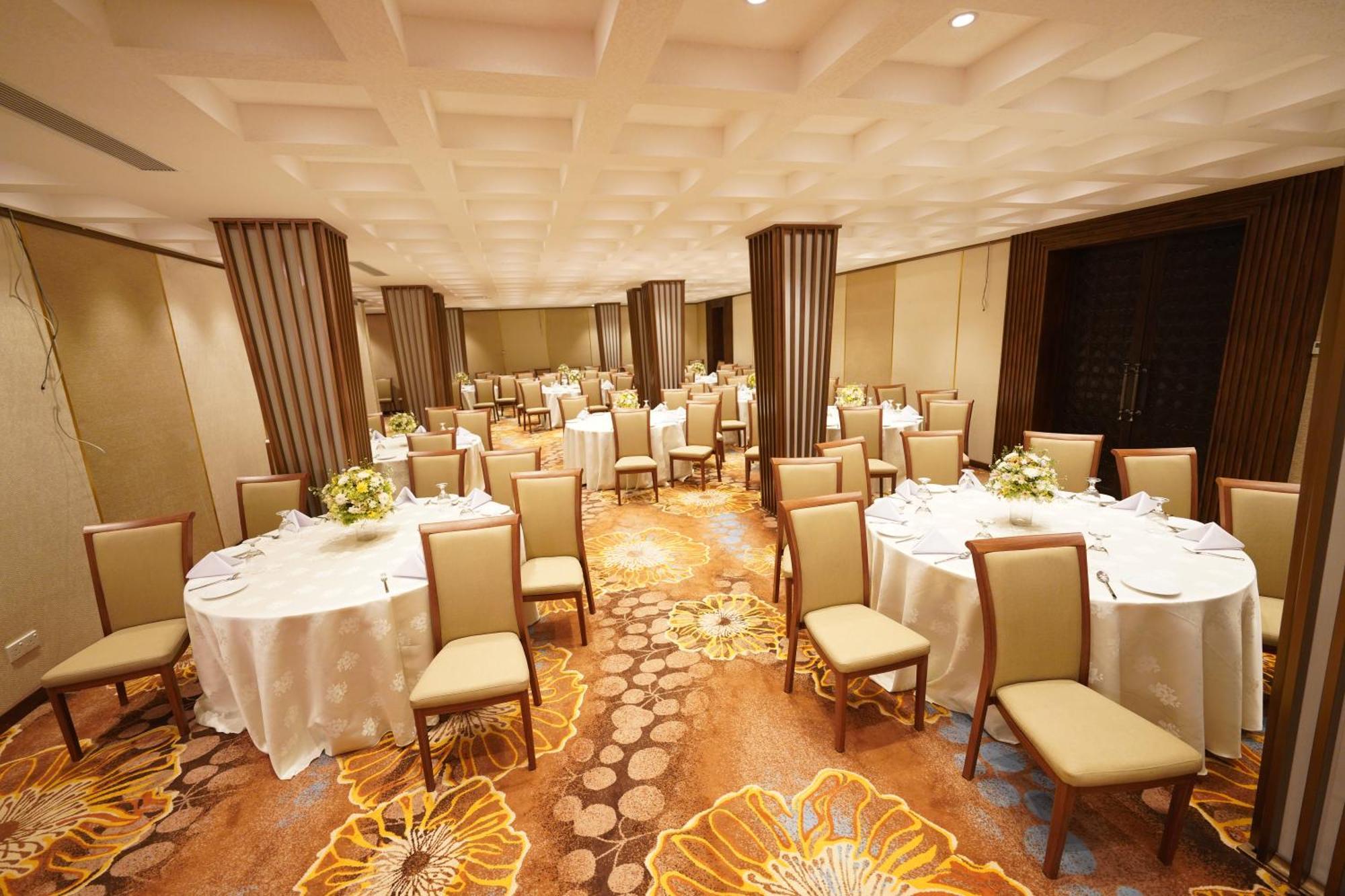 Hotel Grand Amanee 라트나푸라 외부 사진